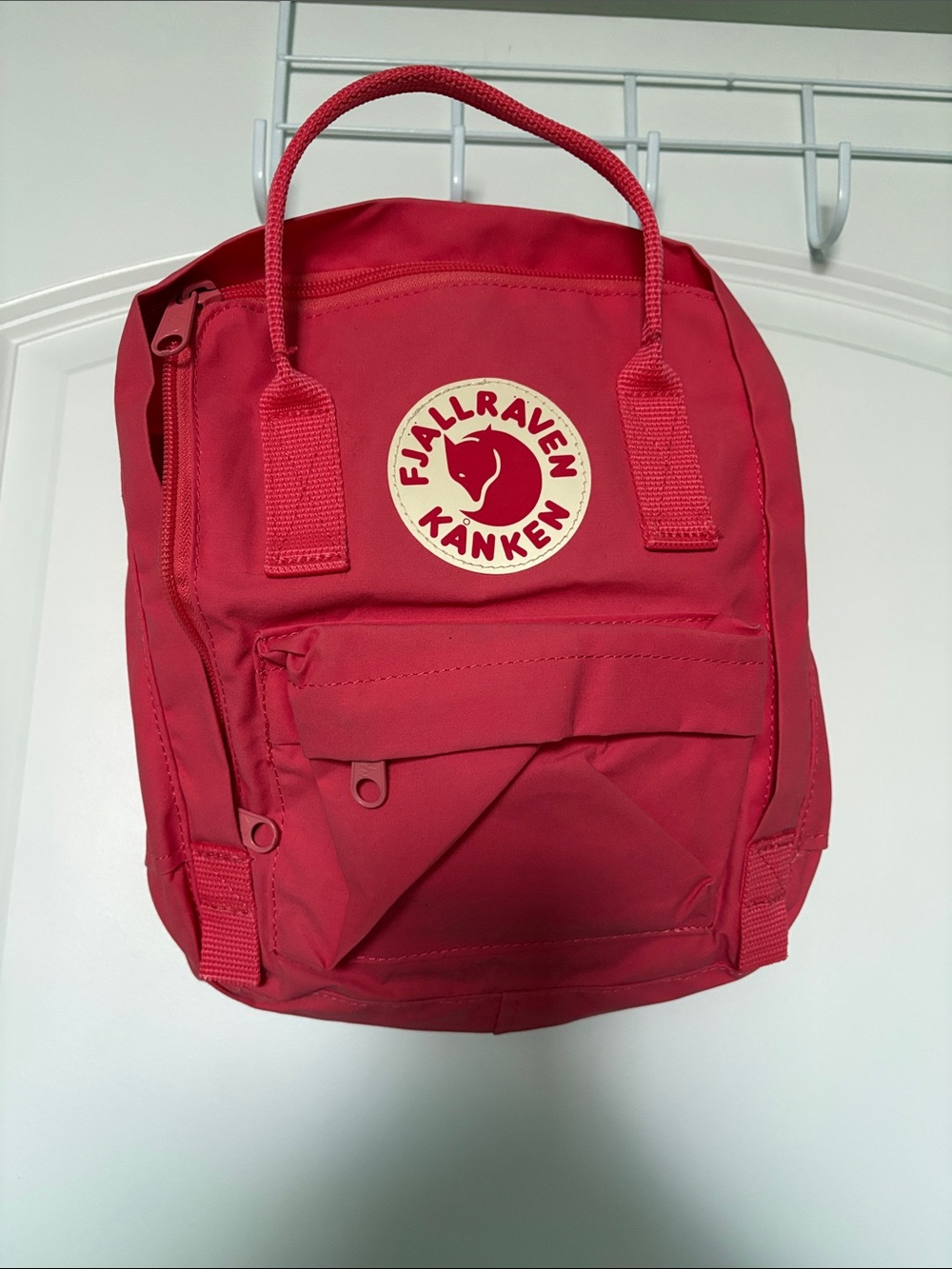 Fjall Raven Unisex Kanken Mini Classic Backpack Peach Pink